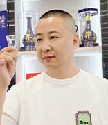 四川酒蓉汇酒业集团董事长程兴千